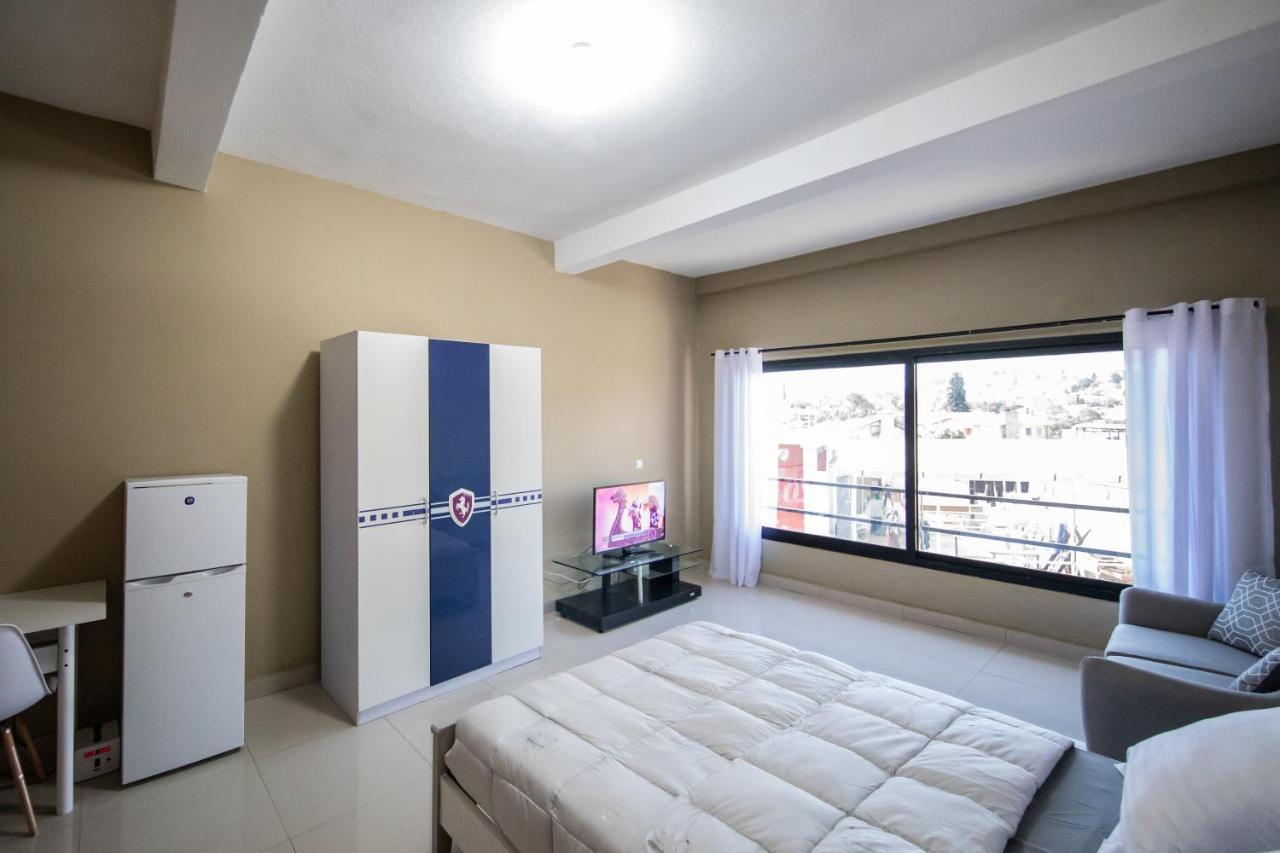Milestone City Appartements - Avec Restaurant - Sans Coupure D'Electricite - Vues Imprenables Antananarivo Dış mekan fotoğraf