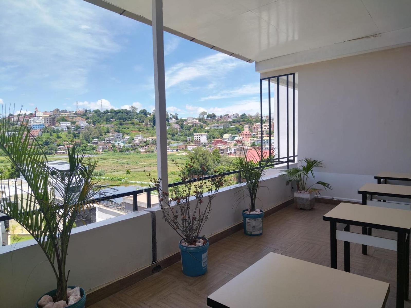 Milestone City Appartements - Avec Restaurant - Sans Coupure D'Electricite - Vues Imprenables Antananarivo Dış mekan fotoğraf